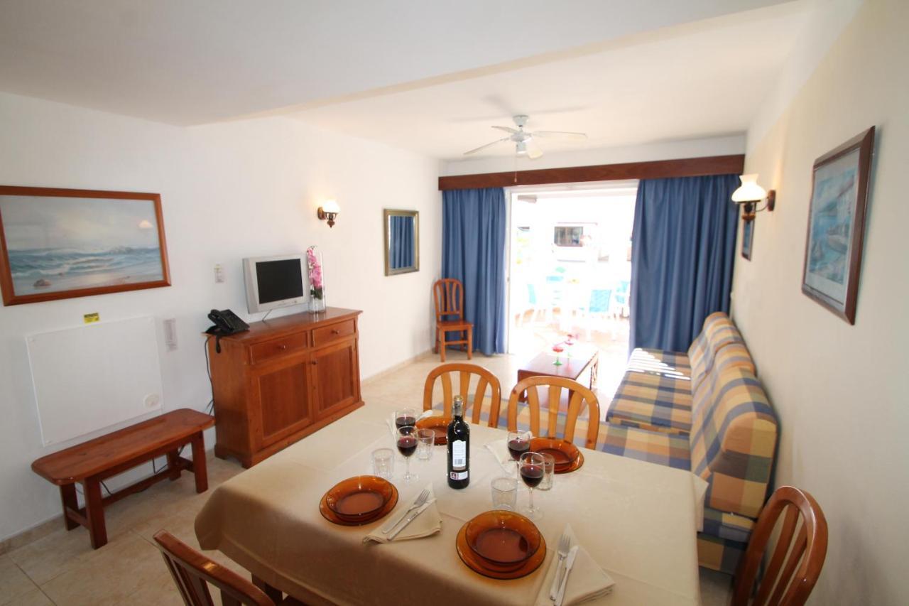 Apartaments Talayot Cala'N Blanes  Exteriör bild