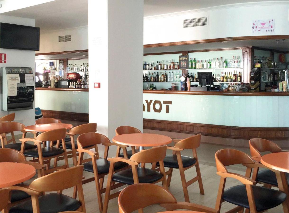 Apartaments Talayot Cala'N Blanes  Exteriör bild